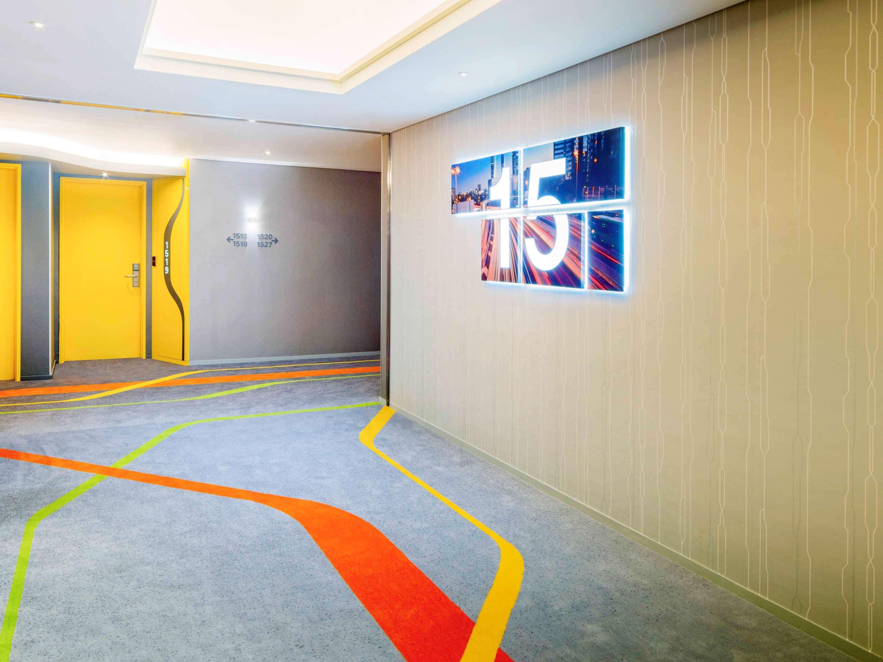 Отель Ibis Styles Ambassador Seoul Gangnam Экстерьер фото